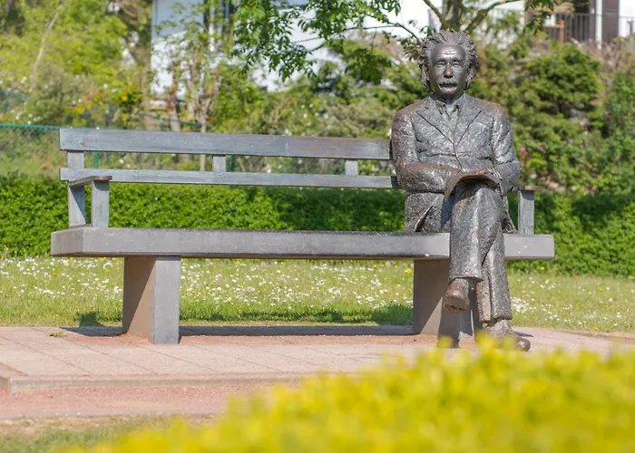 Сasa de vacaciones Ingrid With Parking By Interhome